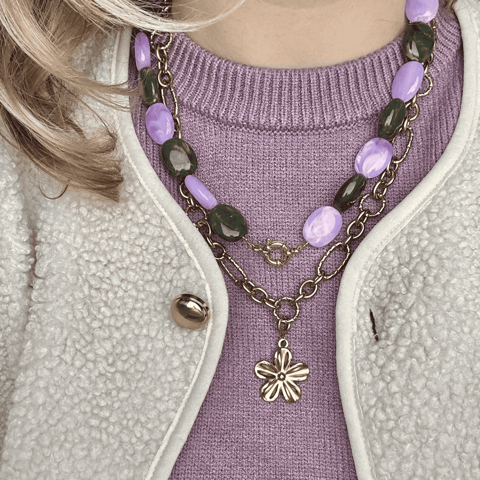 Acryl ketting met boeisluiting