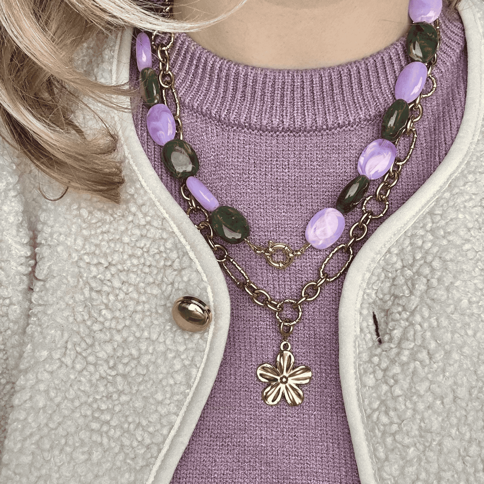 Acryl ketting met boeisluiting