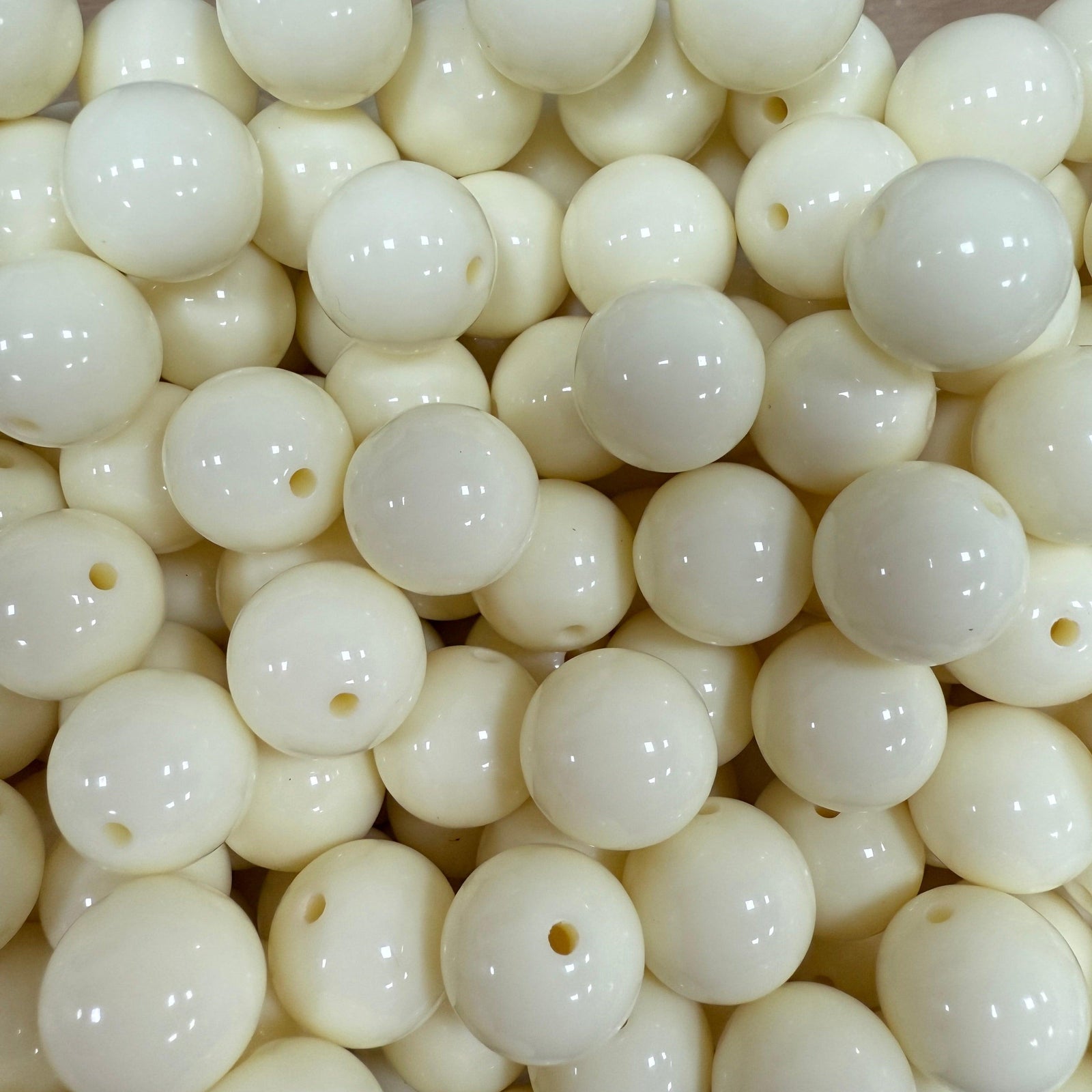 Acryl Kraal Rond Creme White 14mm - per stuk-Kralen-Kraaltjes van Renate