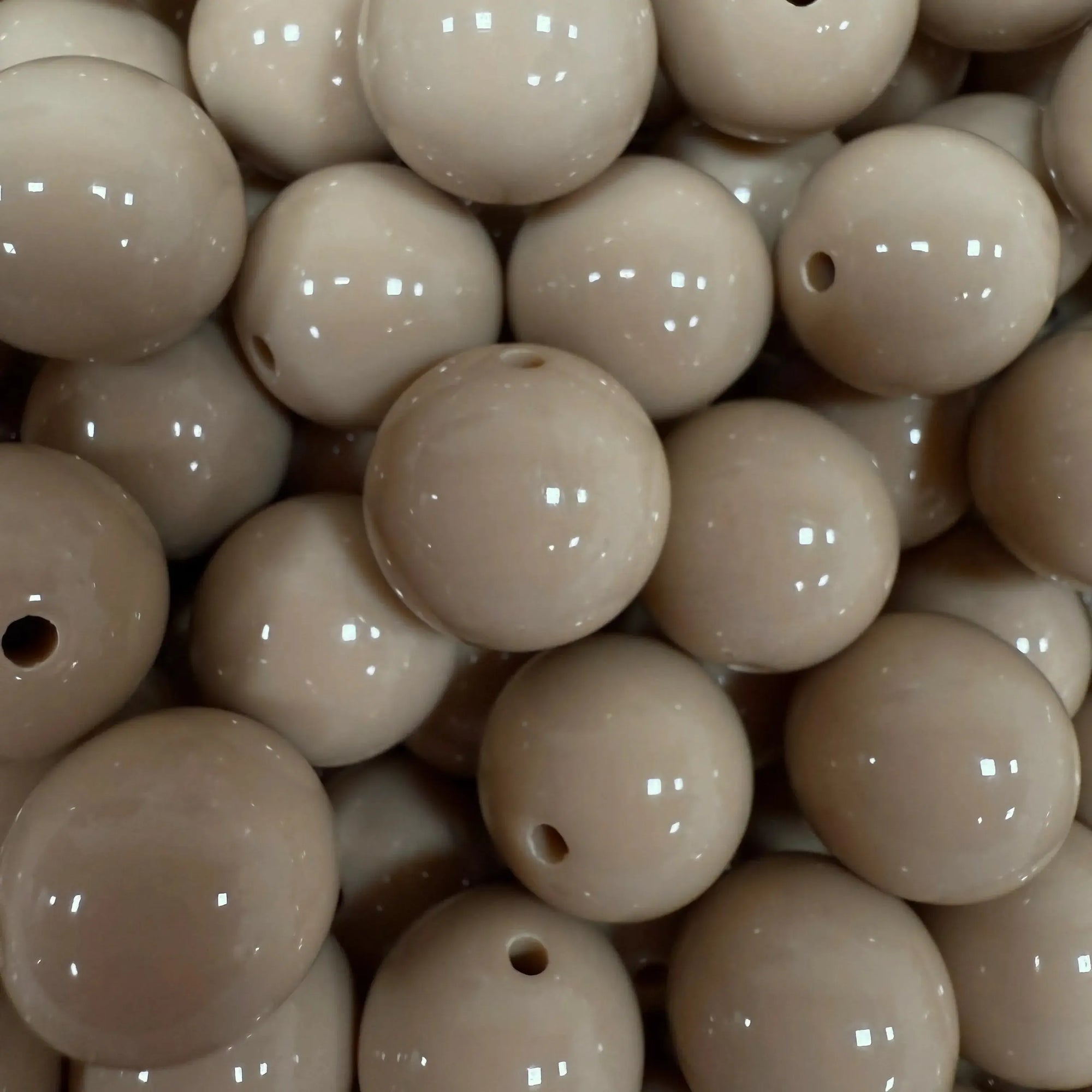 Acryl Kraal Rond Latte Beige 18mm - per stuk-Kralen-Kraaltjes van Renate