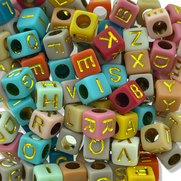 Letterkralen vierkant alphabet vintage colors 6mm - 100 stuks-Kralen-Kraaltjes van Renate