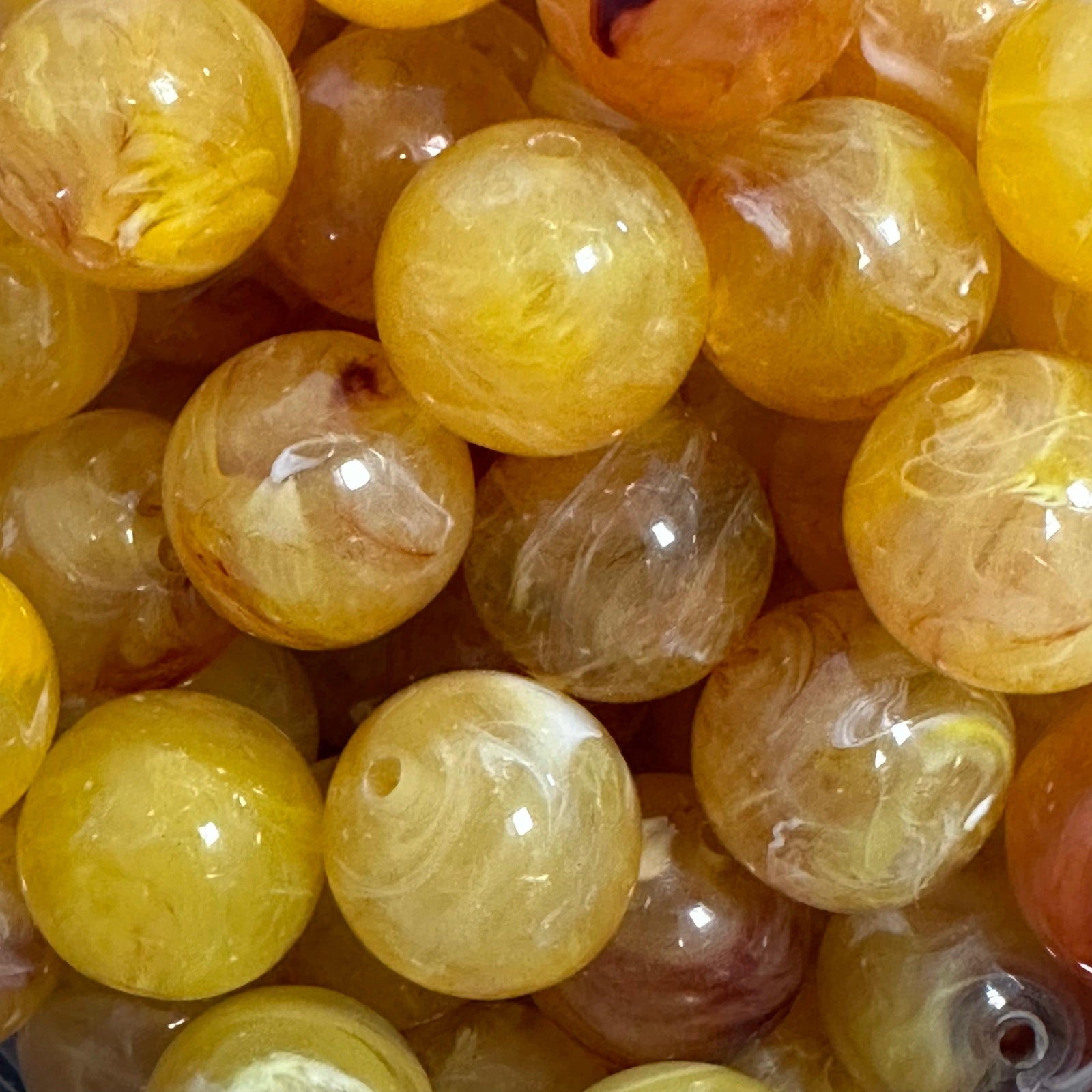 Acryl kraal marmer Geel 16mm - per stuk-Kralen-Kraaltjes van Renate