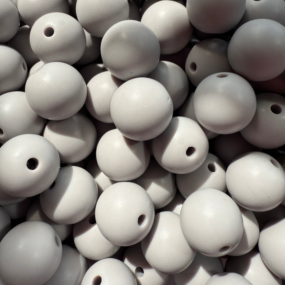 Acryl kraal mat 13mm Licht Grijs - per stuk-Kralen-Kraaltjes van Renate