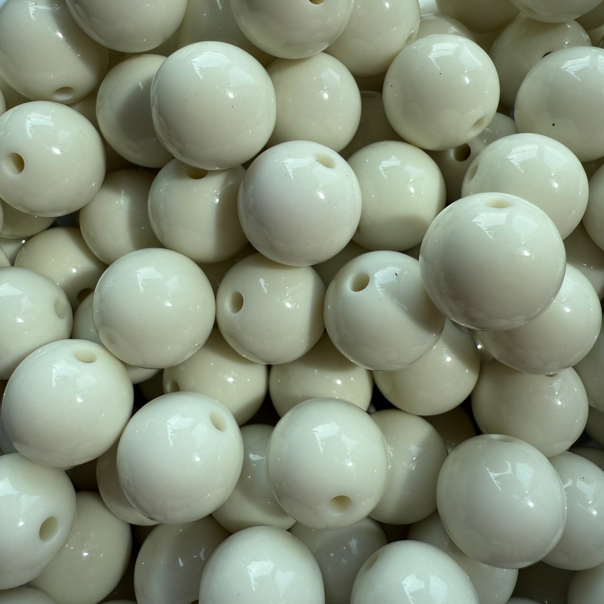 Acryl kraal opaque 13mm Off White - per stuk-Kralen-Kraaltjes van Renate