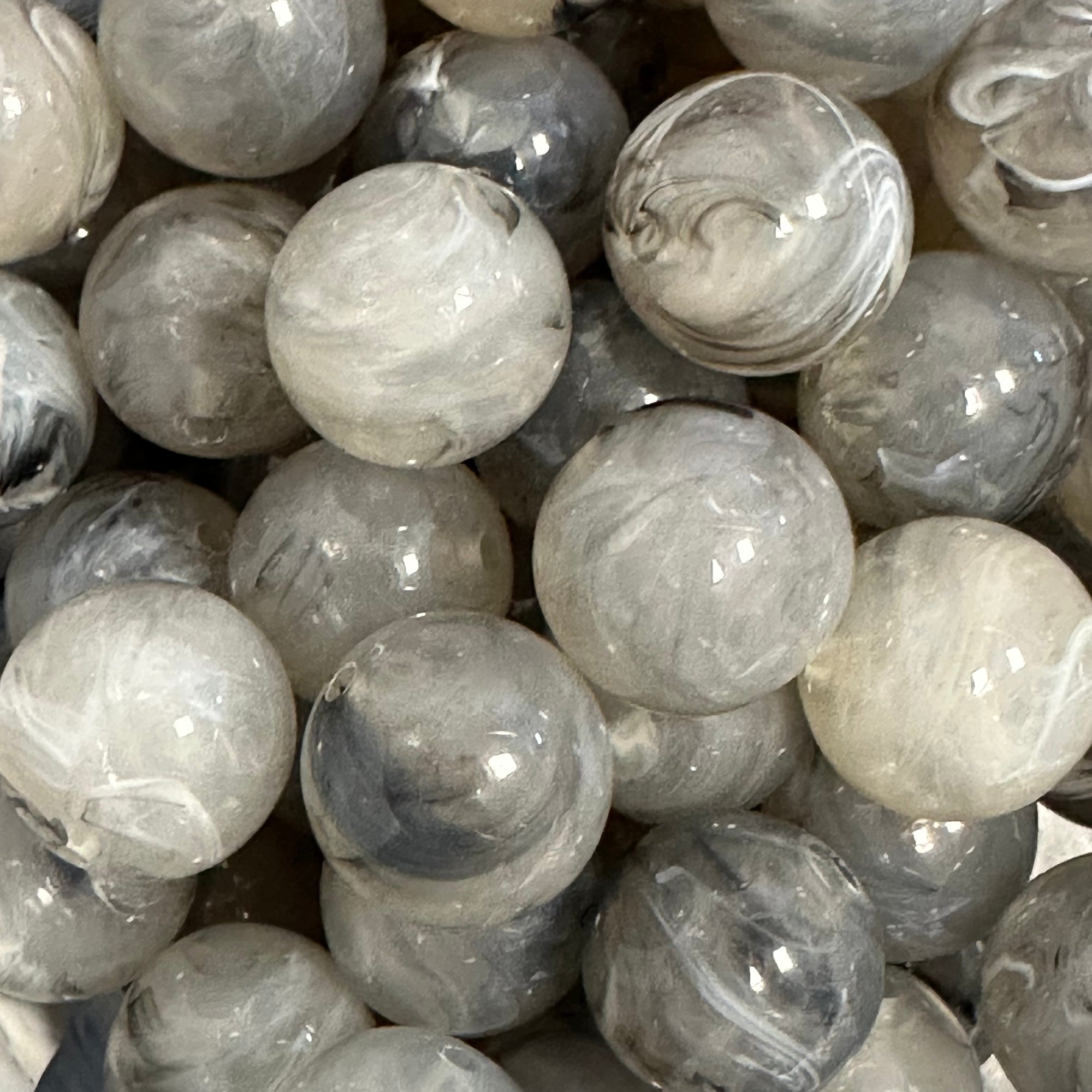 Acryl kraal rond marble Grijs 18mm - per stuk-Kralen-Kraaltjes van Renate