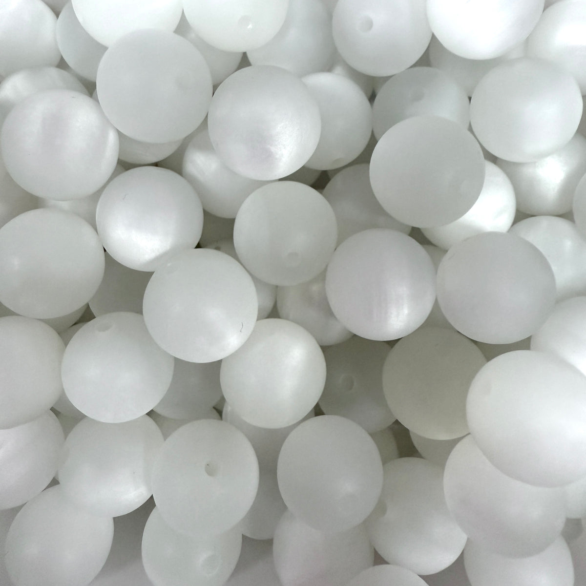 Acryl kraal rond polaris wit 16mm - per stuk-Kralen-Kraaltjes van Renate