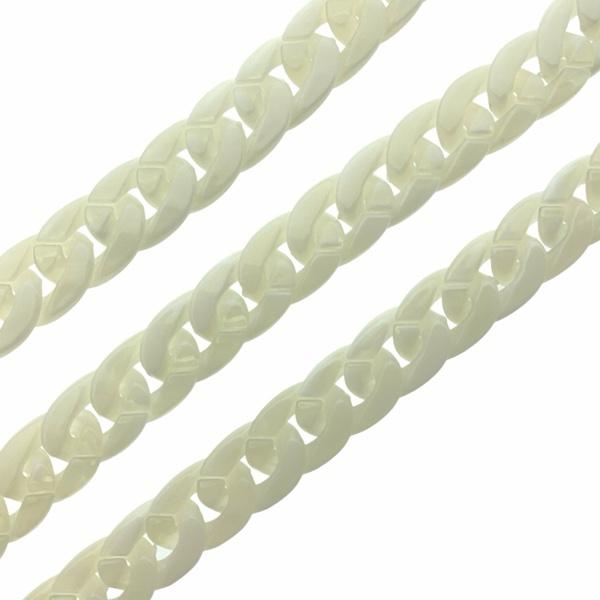 Acrylic chain beige 24x17mm - prijs per ±20cm-Kraaltjes van Renate