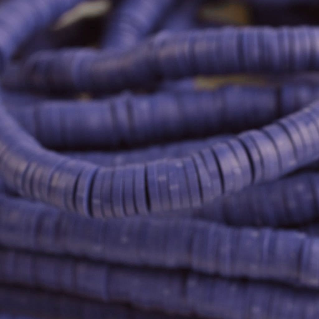 Hele streng Disc kralen 6x1mm Donker paars blauw ±400 stuks-Kralen-Kraaltjes van Renate