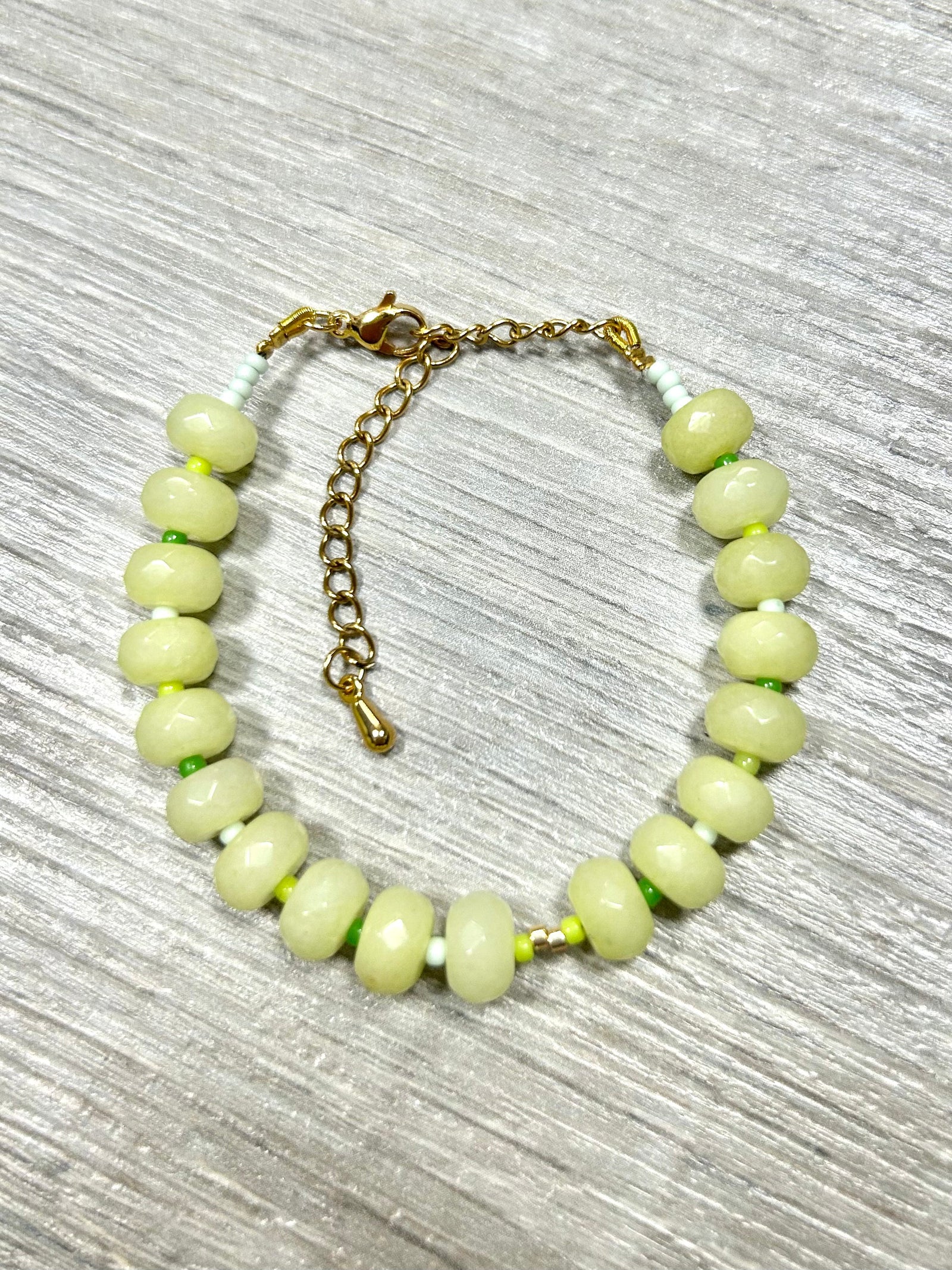 Edelsteen jade yellow/green 8x6mm- per 10 stuks-Kralen-Kraaltjes van Renate