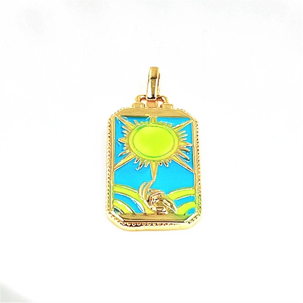 Emaille tarot zon bedel groen 31x14mm-bedels-Kraaltjes van Renate