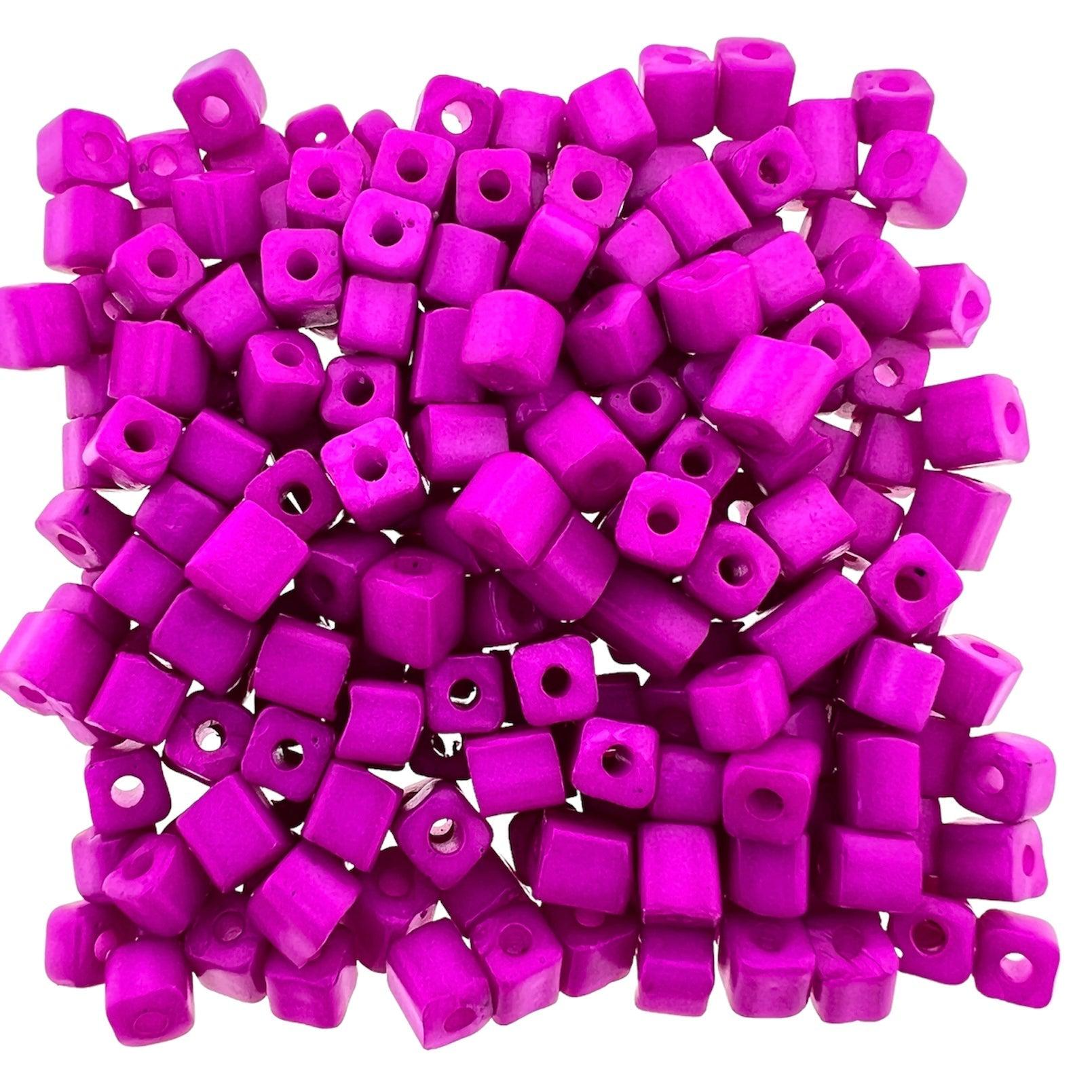 Glaskralen Cube deep pink 5x4mm - 20 gram-Kralen-Kraaltjes van Renate