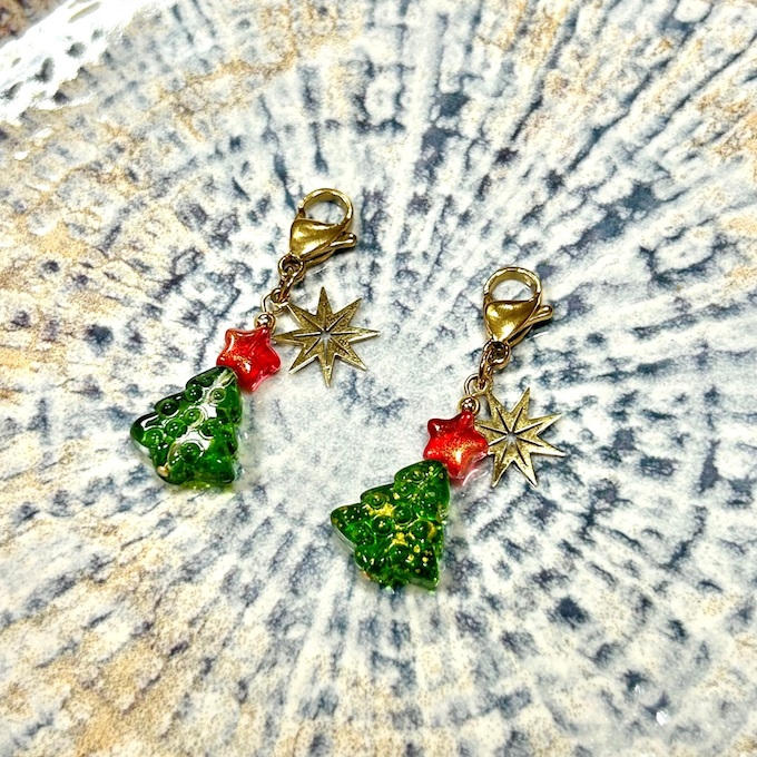 Hanger kerstboom met ster acryl goud 30x15mm - multicolor-bedels-Kraaltjes van Renate
