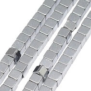 Hematiet plated platinum zilver vierkant 3x3mm - 25 stuks-Kralen-Kraaltjes van Renate