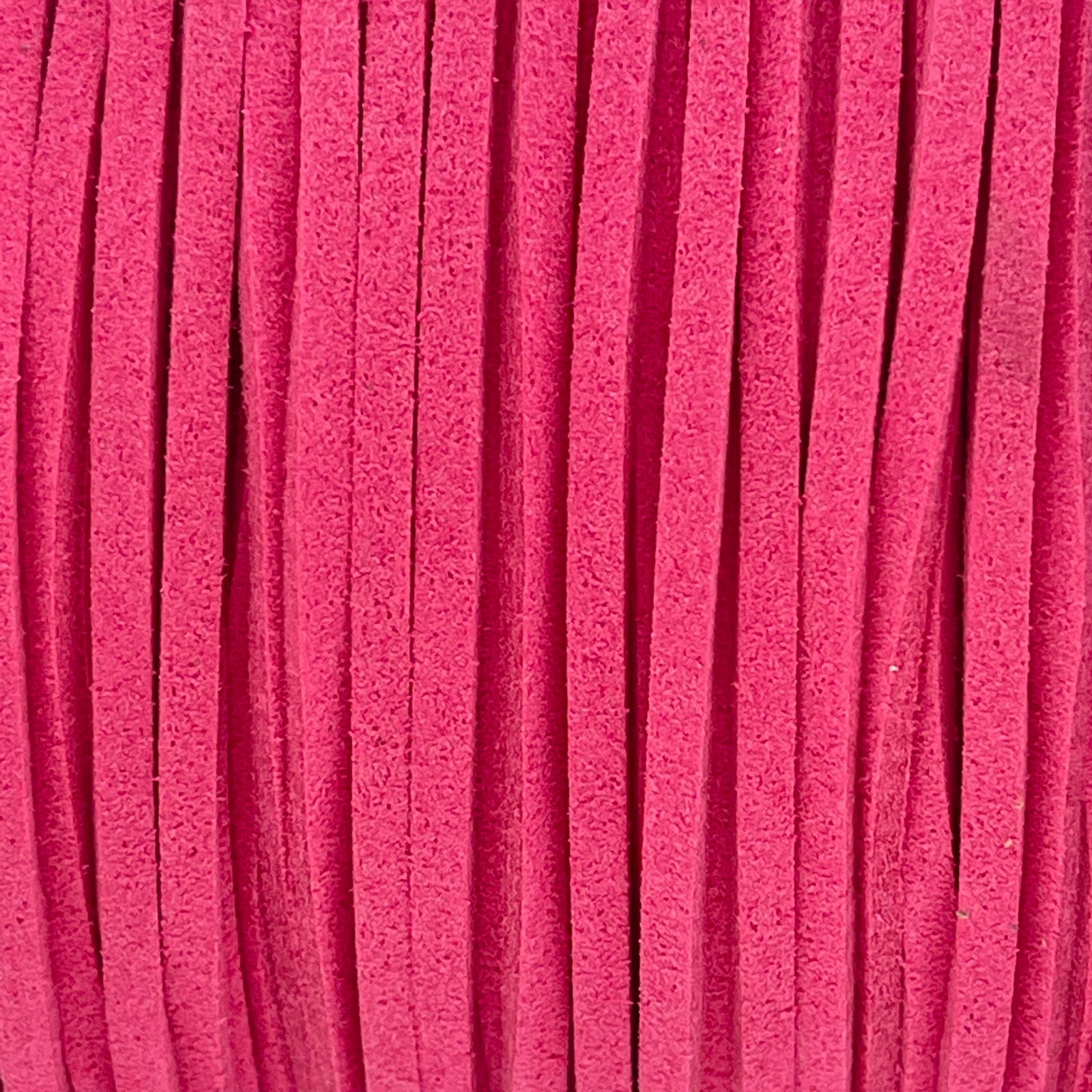 Imitatie suede fuchsia roze 3x1,5mm - 2 meter-koord-Kraaltjes van Renate