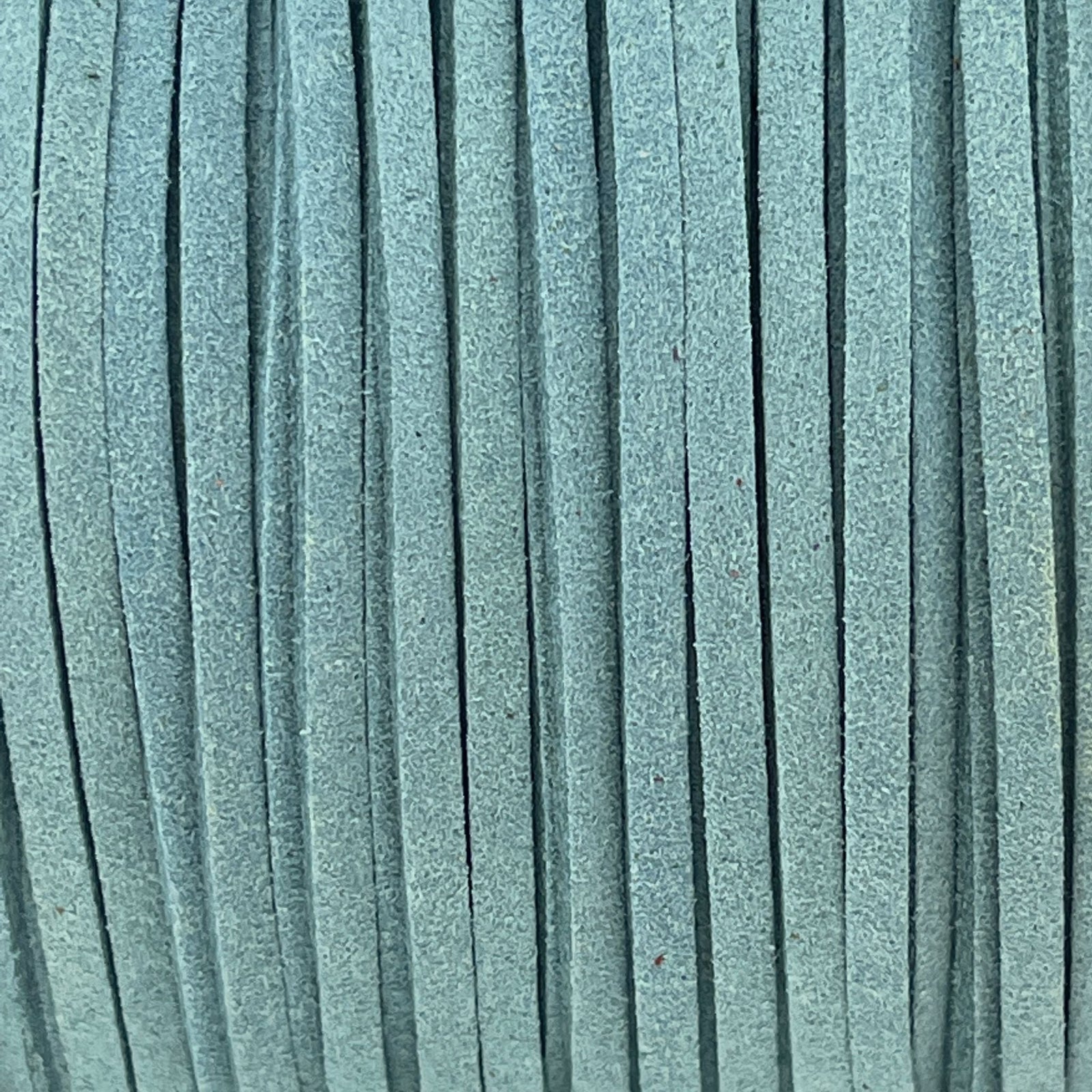 Imitatie suede grijs lichtblauw 3x1,5mm - 2 meter-koord-Kraaltjes van Renate