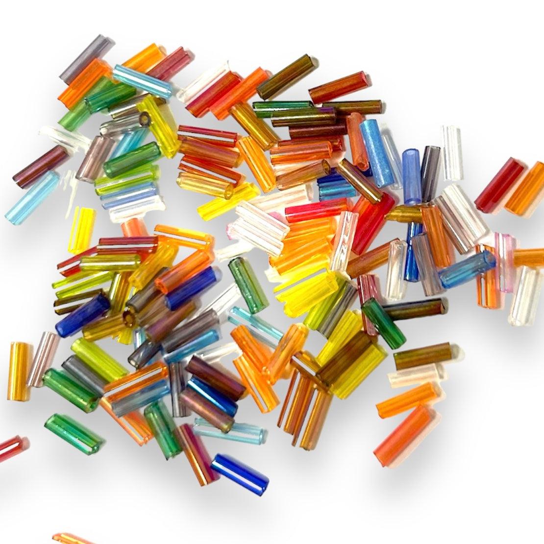 Kraal bugles 6x1.8mm Multicolor AB - 5 gram-Kralen-Kraaltjes van Renate