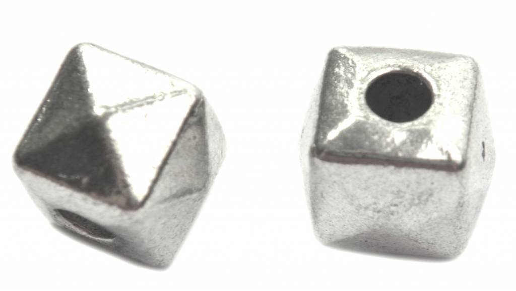 Kraal spike Ø2mm zilver 8mm - 3st-Kraaltjes van Renate