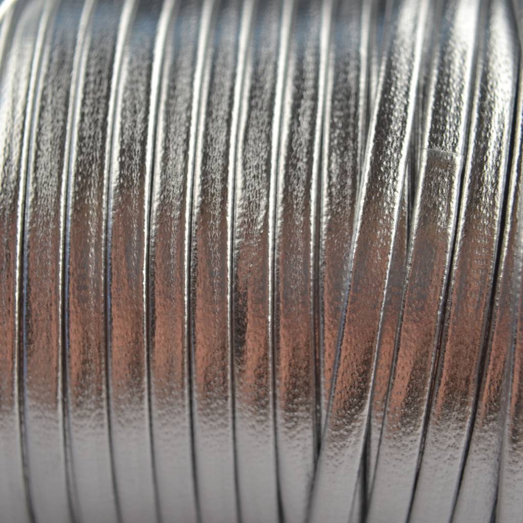 Leer plat nappa zilver 3mm - prijs per 10cm-Kraaltjes van Renate