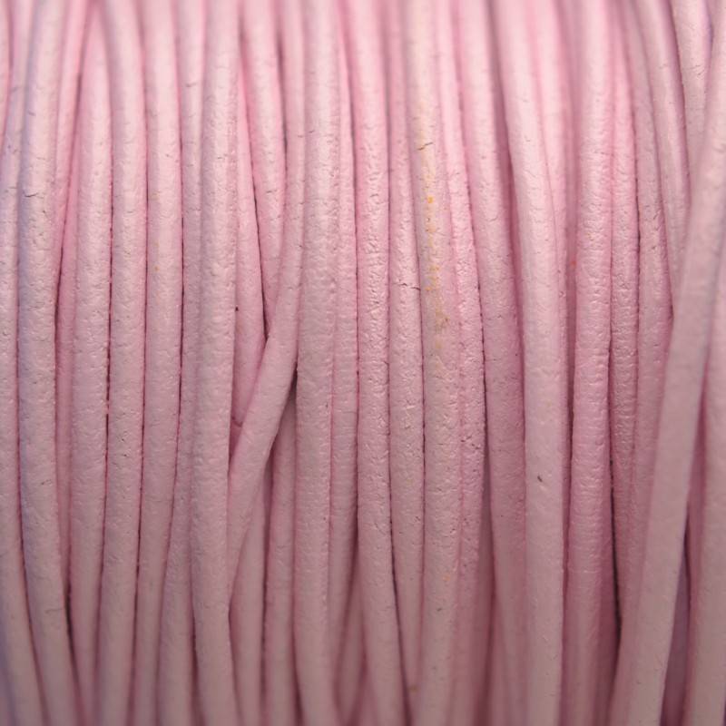 Leer rond DQ licht roze 2mm-Kraaltjes van Renate