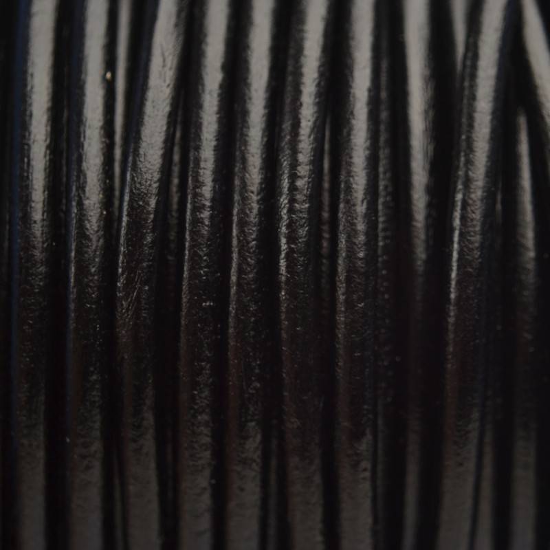 Leer rond DQ zwart 4.5mm-Kraaltjes van Renate