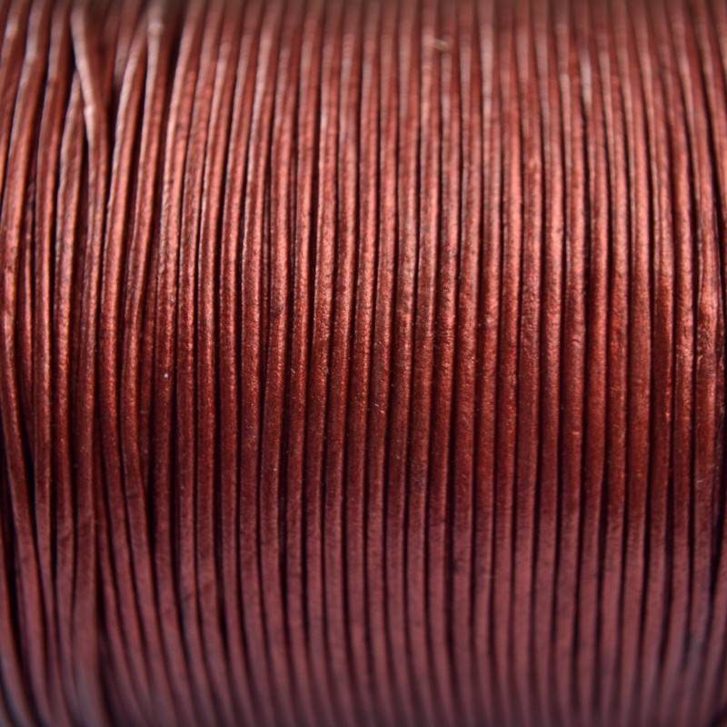 Leer rond bordeaux rood parelmoer 1mm - per meter-Kraaltjes van Renate
