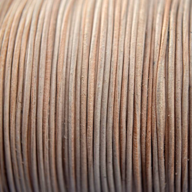 Leer rond licht naturel 1mm - per meter-Kraaltjes van Renate
