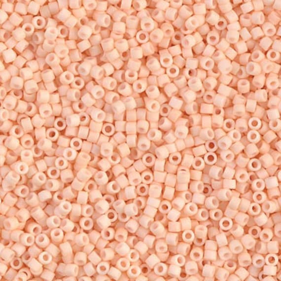 Miyuki Delica DB-1512 Matte Opaque Light Peach 11/0 - 4 gram-Kralen-Kraaltjes van Renate