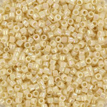 Miyuki Delica 11/0 DB-157 Opaque ab cream - 4 gram-Kralen-Kraaltjes van Renate