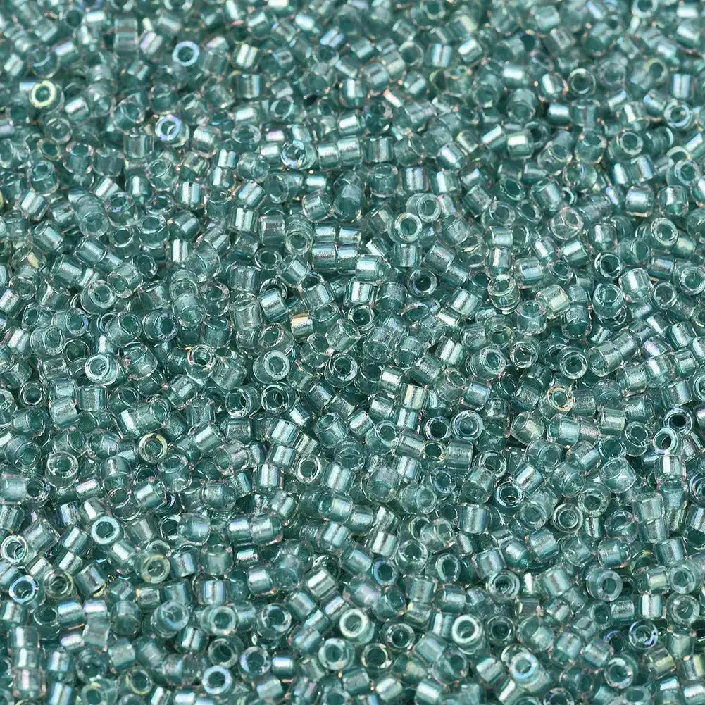 Miyuki Delica 11/0 DB-1767 Transparent Sparkling Aqua Green Lined Crystal AB - 4 gram-Kralen-Kraaltjes van Renate