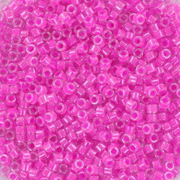 Miyuki Delica DB-2037 Luminous Hot Magenta 11/0 - 4 gram-Kralen-Kraaltjes van Renate