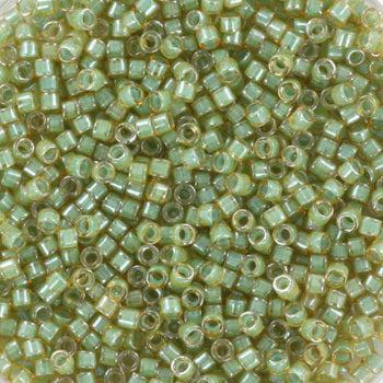 Miyuki Delica DB-2052 luminous asparagus green 11/0 - 4 gram-Kralen-Kraaltjes van Renate