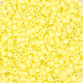 Miyuki Delica DB-2101 Duracoat opaque dyed light lemon ice 11/0 - 4 gram-Kralen-Kraaltjes van Renate