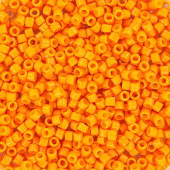 Miyuki Delica DB-2104 Duracoat opaque dyed kumquat 11/0 - 4 gram-Kralen-Kraaltjes van Renate