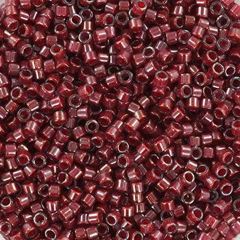 Miyuki Delica DB-280 cranberry lined luster crystal 11/0 - 4 gram-Kralen-Kraaltjes van Renate