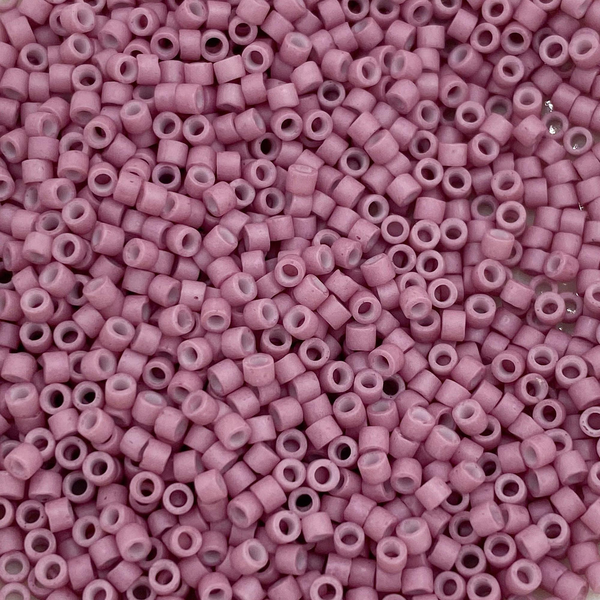 Miyuki Delica DB-800 mat opaque Rose 11/0 - 4 gram-Kralen-Kraaltjes van Renate