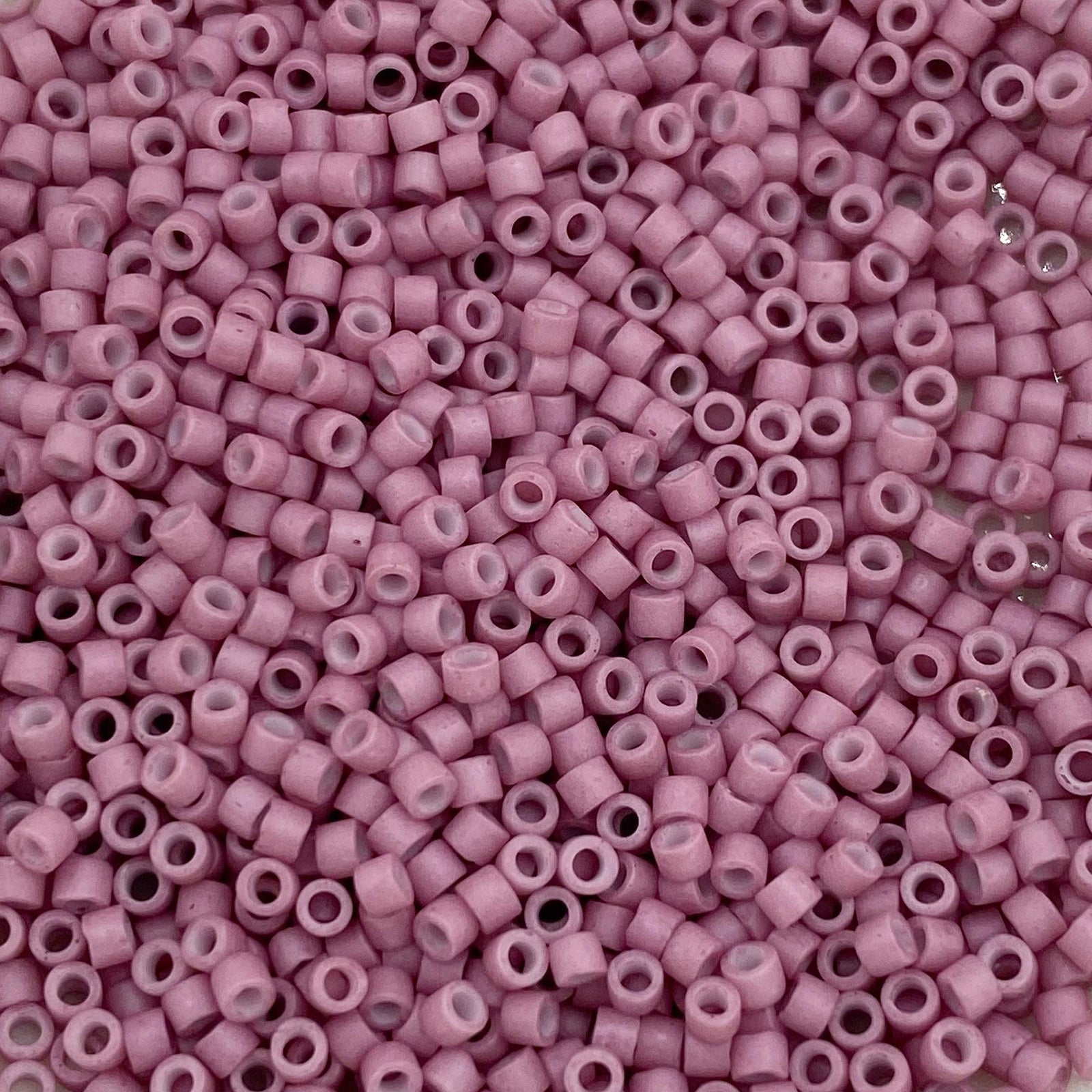 Miyuki Delica DB-800 mat opaque Rose 11/0 - 4 gram-Kralen-Kraaltjes van Renate