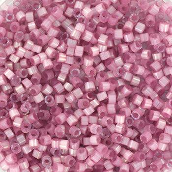 Miyuki Delica DB-1806 Silk satin dyed orchid 11/0 - 4 gram-Kralen-Kraaltjes van Renate