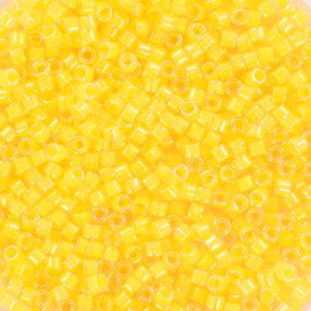 Miyuki Delica DB-2032 Luminous sun glow 11/0 - 4 gram-Kralen-Kraaltjes van Renate