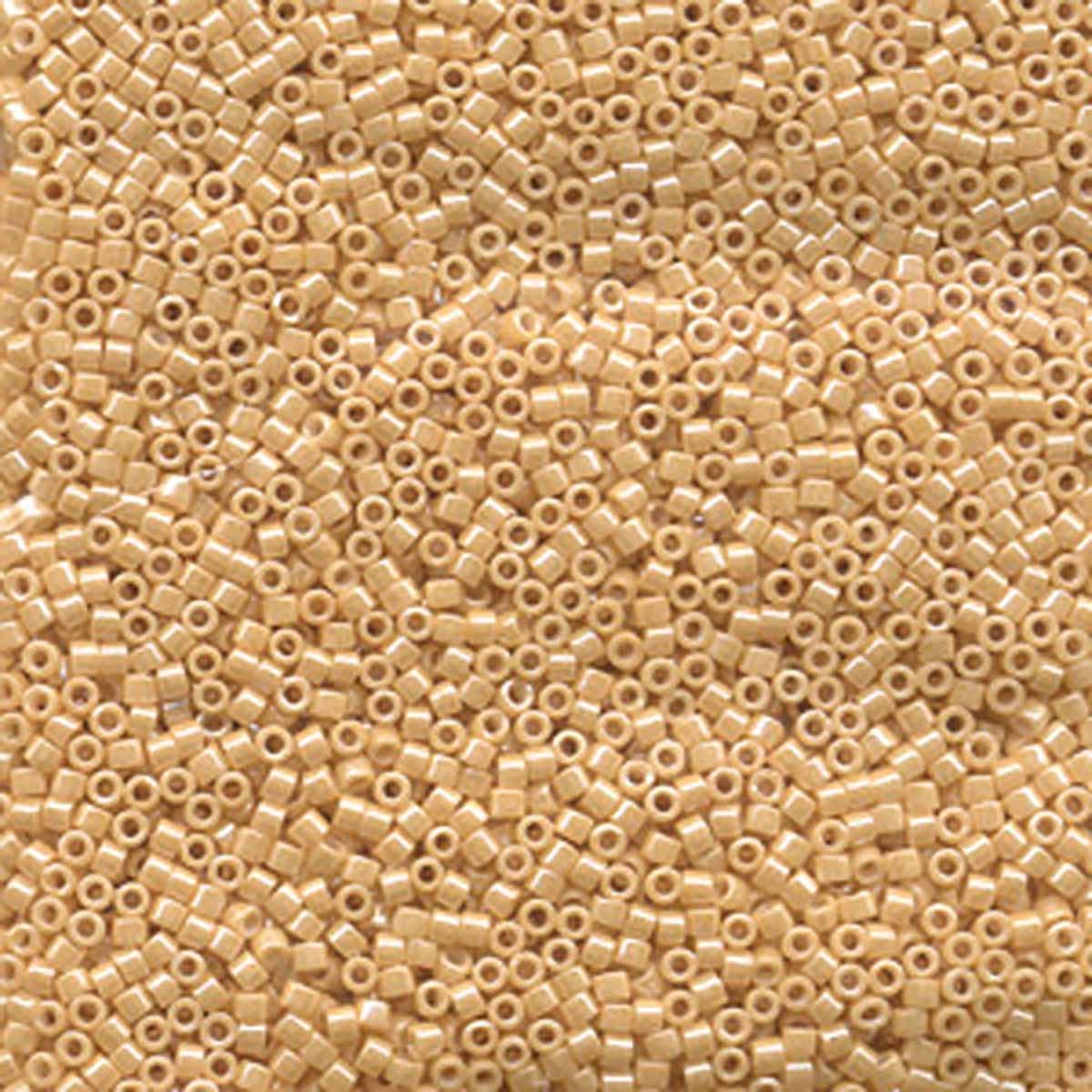 Miyuki Delica DB-205 ceylon beige 11/0 - 4 gram-Kralen-Kraaltjes van Renate
