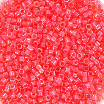 Miyuki Delica DB-2051 Luminous Poppy Red 11/0 - 4 gram-Kralen-Kraaltjes van Renate