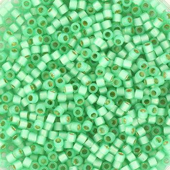 Miyuki Delica DB-2188 Duracoat semi frosted silverlined dyed spearmint 11/0 - 4 gram-Kralen-Kraaltjes van Renate