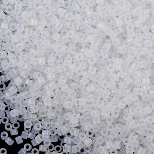 Miyuki Delica Bead White Opal 11/0 - 4 gram-Kraaltjes van Renate