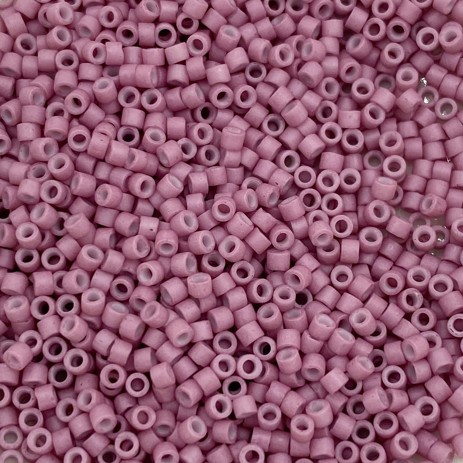 Miyuki Delica DB-800 mat opaque Rose 11/0 - 4 gram-Kralen-Kraaltjes van Renate