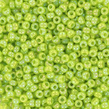 Miyuki rocailles 11/0 (2mm) Opaque ab chartreuse 11-479-Kralen-Kraaltjes van Renate