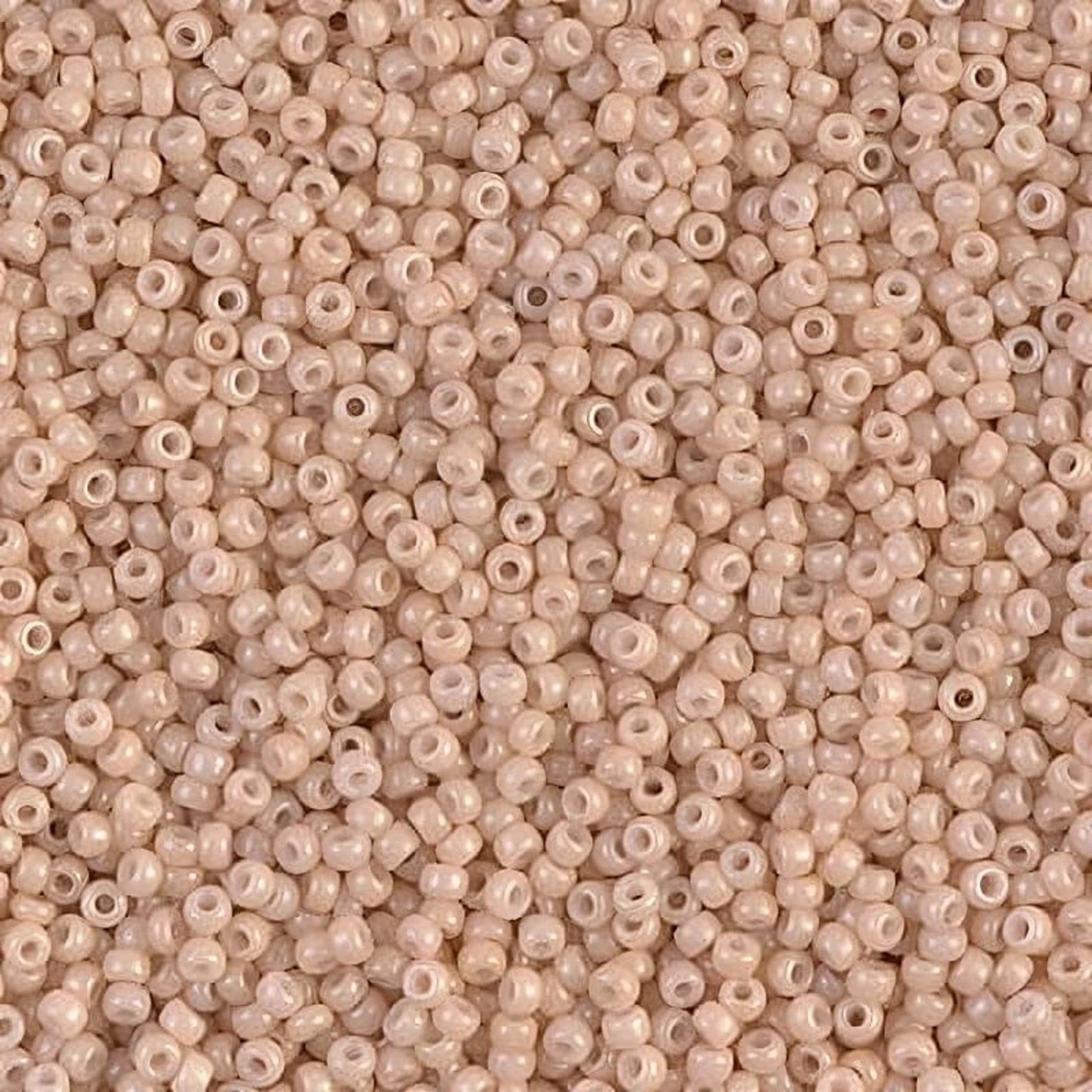 Miyuki rocailles 11-597 opaque luster tan 11/0 (2mm) - 5 gram-Kralen-Kraaltjes van Renate