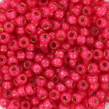 Miyuki rocailles 6/0 (4mm) Duracoat silverlined dyed flamingo 6-4239-Kralen-Kraaltjes van Renate