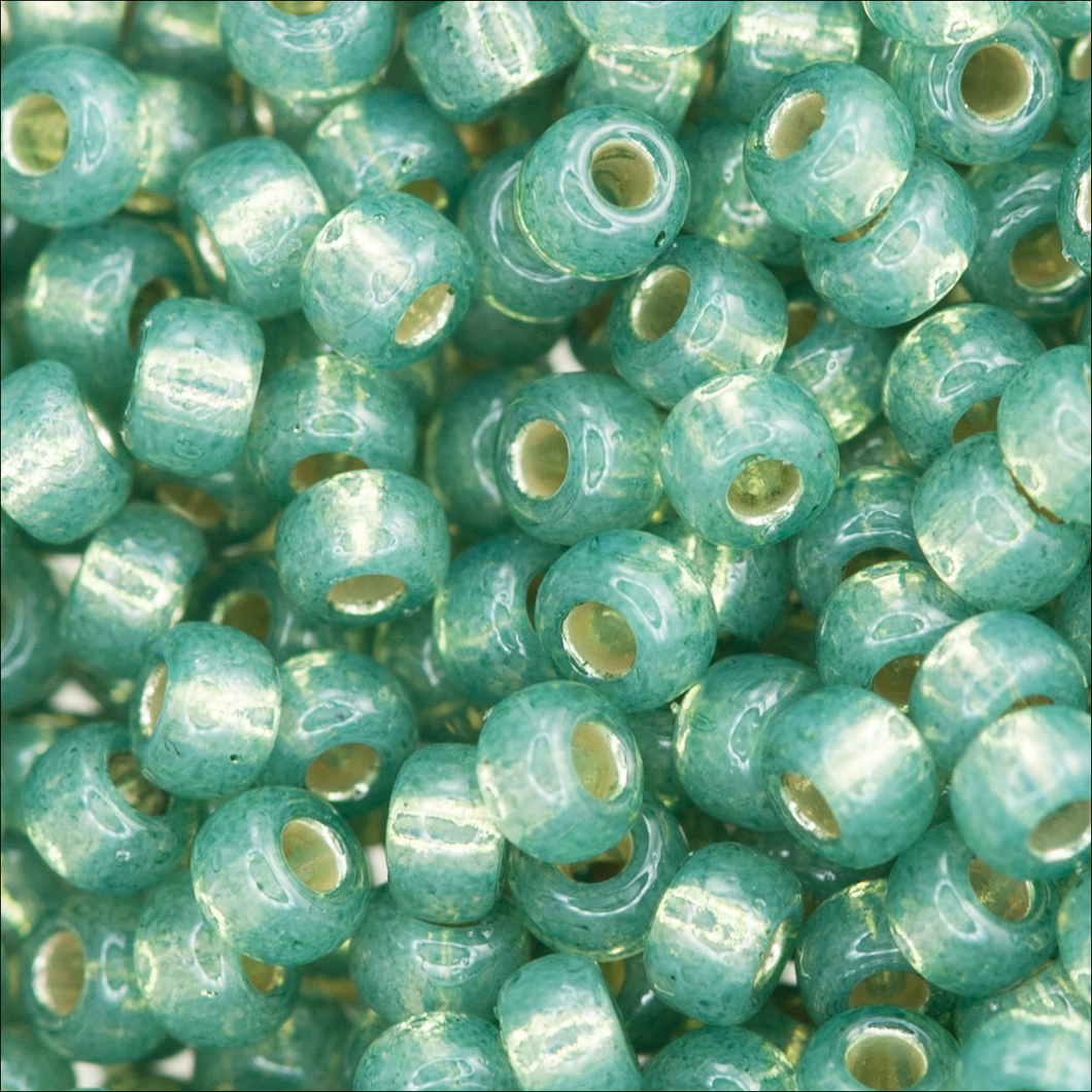 Miyuki rocailles 6/0 (4mm) Duracoat silverlined dyed dark mint 6-4241-Kralen-Kraaltjes van Renate