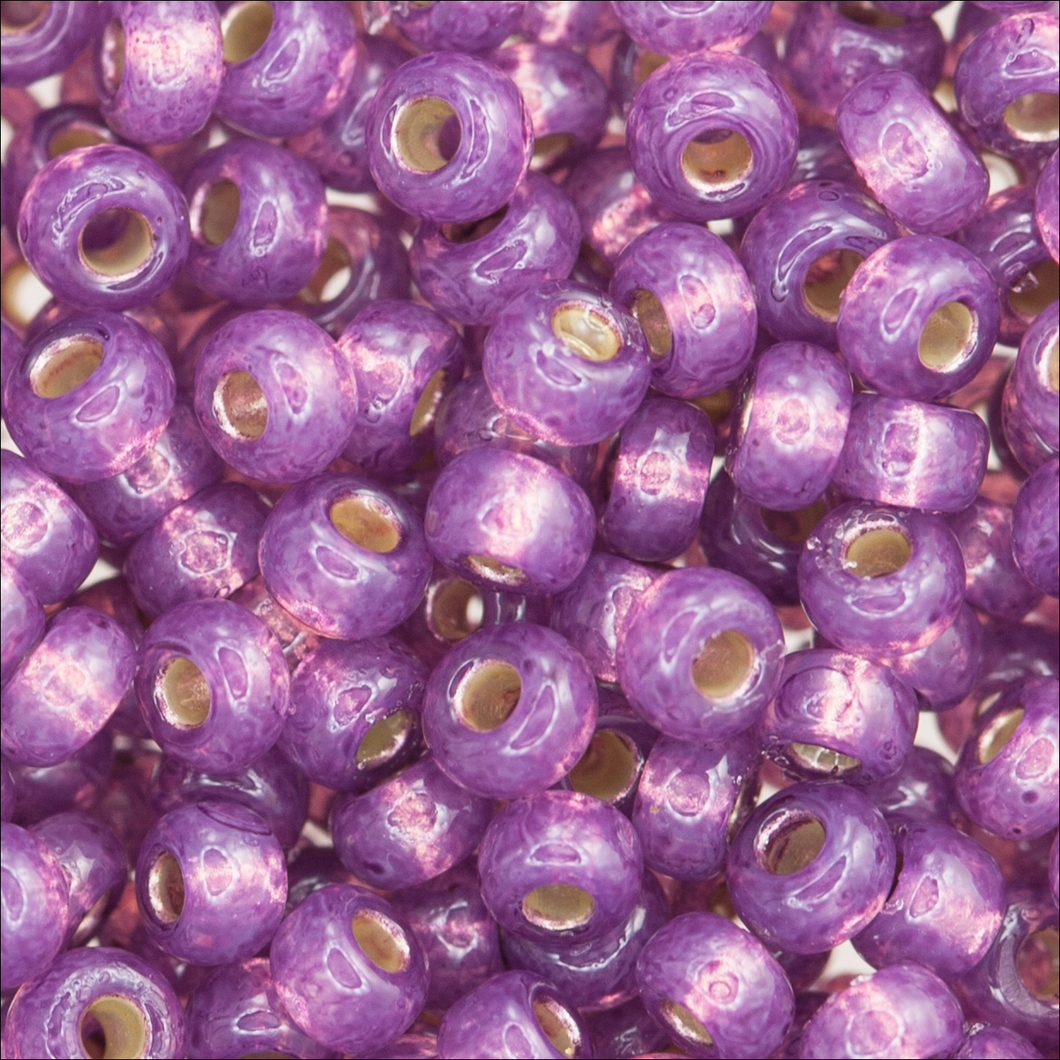 Miyuki rocailles 6/0 (4mm) Duracoat silverlined dyed dark lilac 6-4248-Kralen-Kraaltjes van Renate