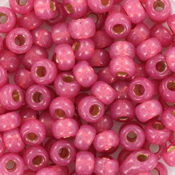 Miyuki rocailles 6/0 (4mm) Dyed dark rose silverlined alabaster 6-645-Kralen-Kraaltjes van Renate