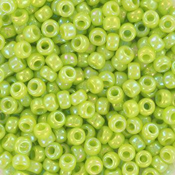 Miyuki rocailles 8-479 Opaque AB Chartreuse 8/0 (3mm) - 5 gram-Kralen-Kraaltjes van Renate